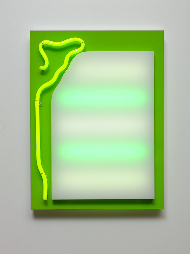 Abstrait lumineux IX, 2015 - Plexiglas, bois stratifié, LED, tube néon 60 x 45 x 10 cm